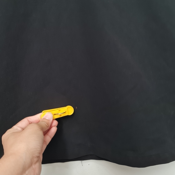 FIGS Technical Collection Three Pocket Scrub Top FM1500 Men's Black Size M - Picture 15 of 16